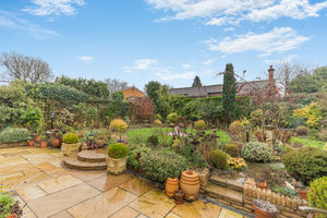 Photo 26- click for photo gallery